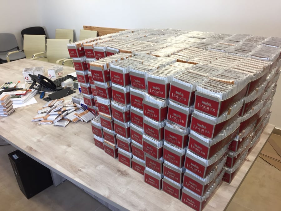 6700 חפיסות סיגריות נתפסו במעבר רנתיס • תיעוד