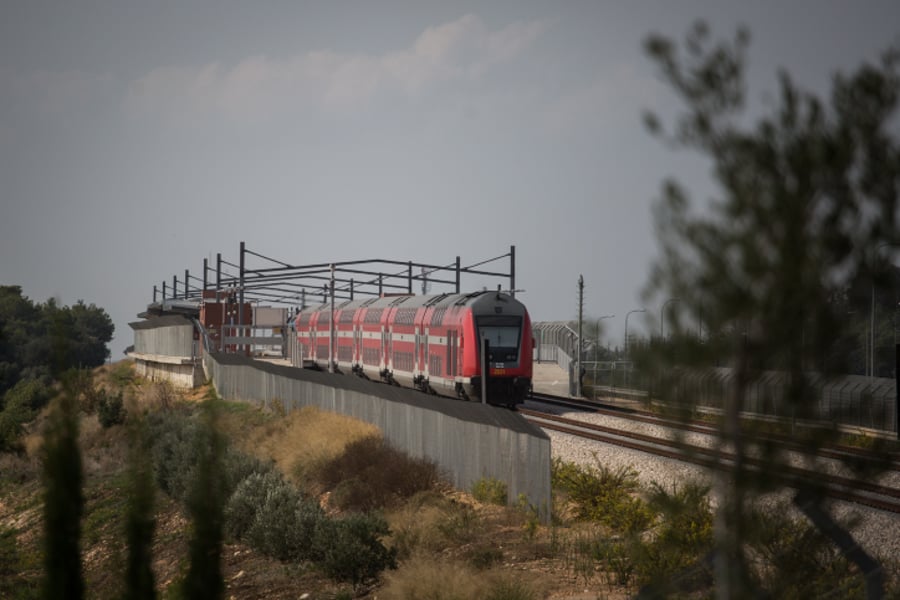 תנועת הרכבת בין נתניה לחיפה תופסק ביום שישי