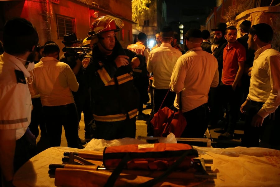 4 פצועים קשה בשריפה ברחוב הנביאים