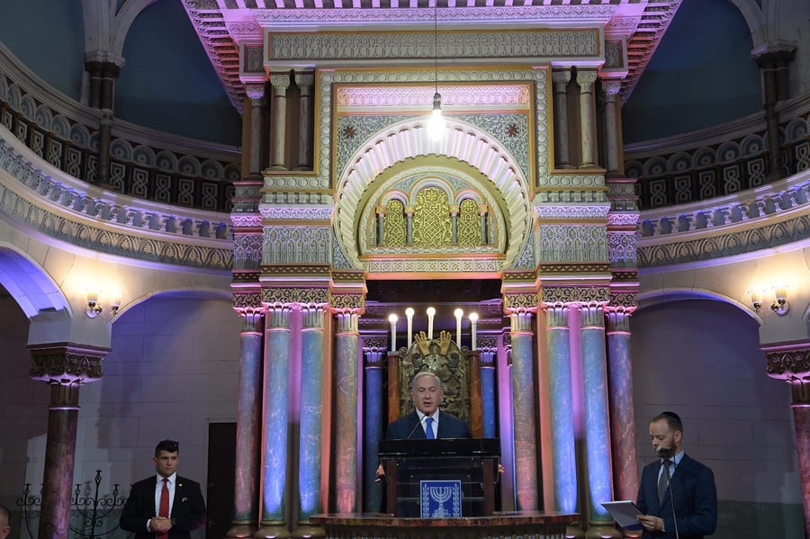 ראש הממשלה ביקר בבית הכנסת הכוראלי בווילנה