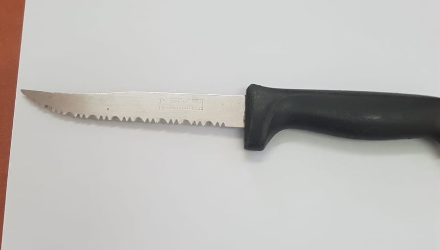 סכין החשודה