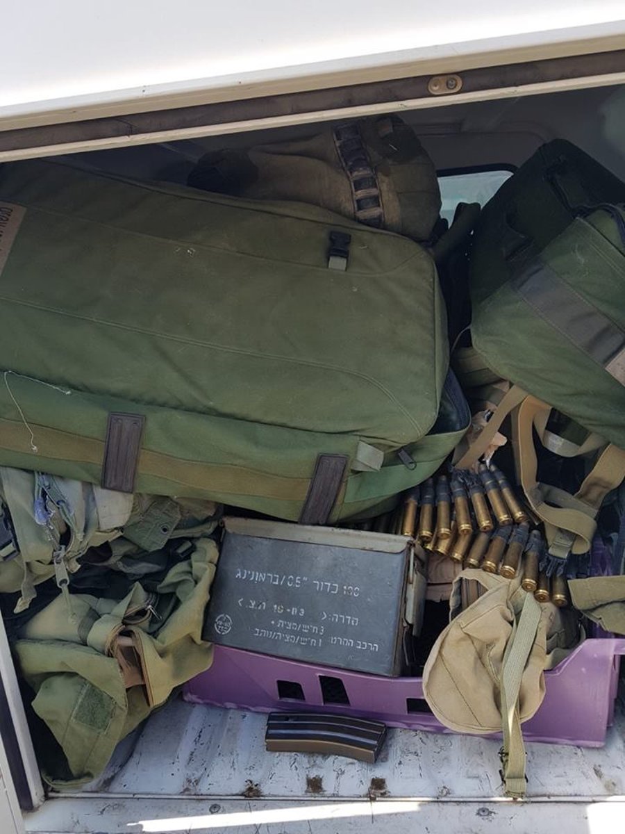 ציוד צבאי עצום נמצא בתוך בית בקצרין