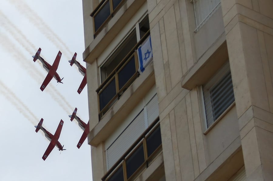 צפו בתיעוד: מטס חיל האוויר בשמי ירושלים