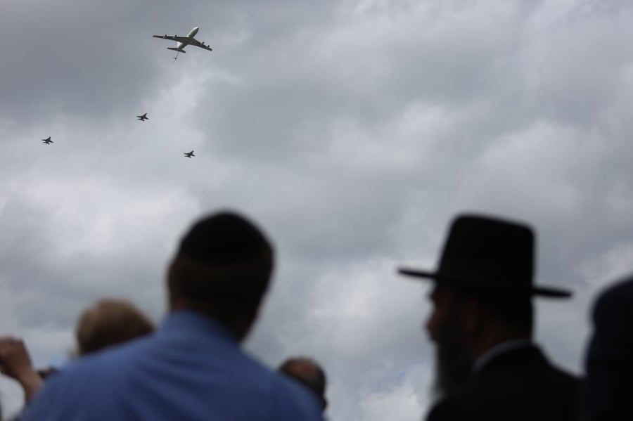 צפו בתיעוד: מטס חיל האוויר בשמי ירושלים