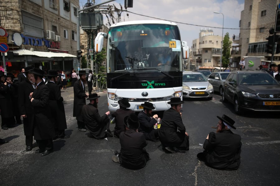 קיצונים חסמו כבישים בירושלים: חשוד נעצר