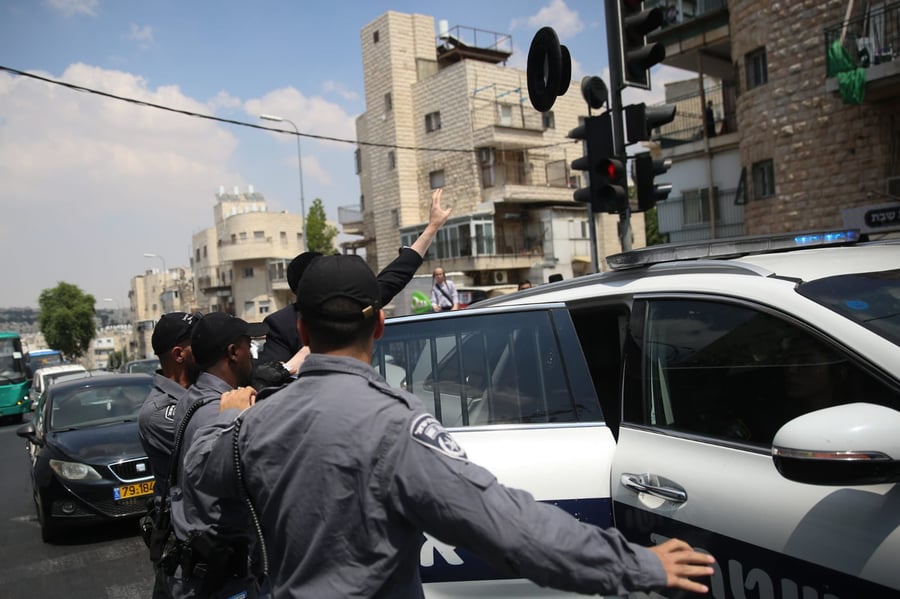 קיצונים חסמו כבישים בירושלים: חשוד נעצר