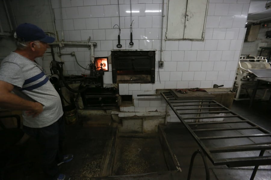 כך נראה התנור של 'מאפיית לנדנר' שקרס • תיעוד