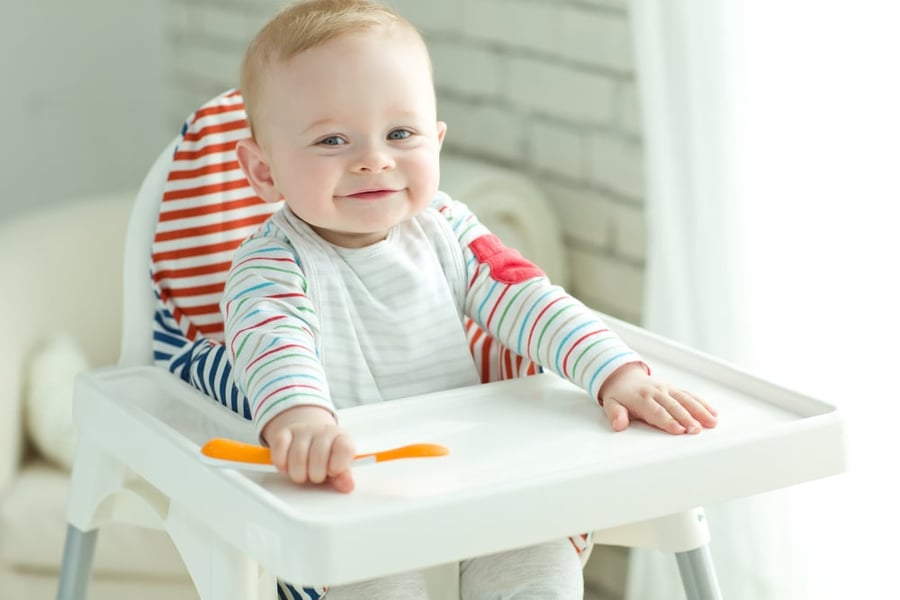 מדוע אסור לתת לתינוק לאכול דבש? הנה התשובה להורים לחוצים