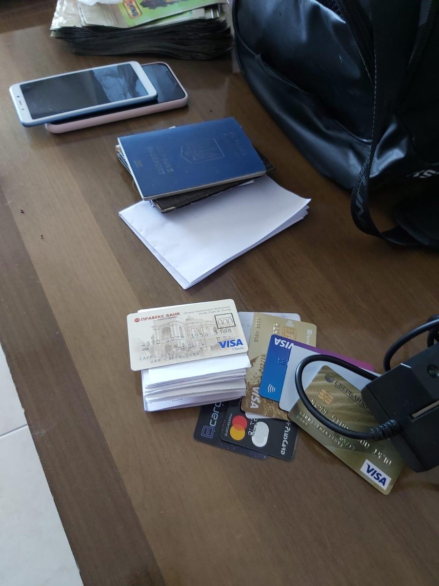 המשטרה חשפה רשת לאספקת ציוד זיוף לכרטיסי אשראי
