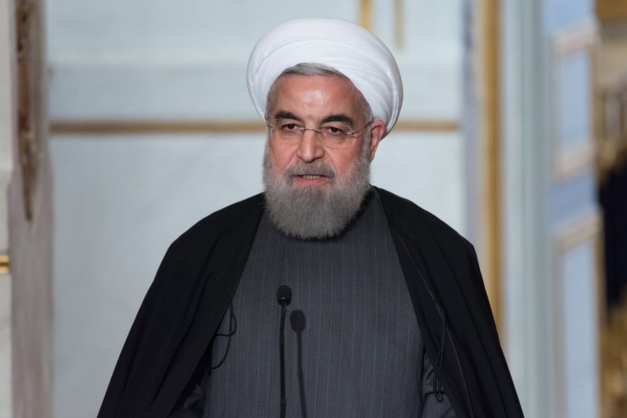 איראן "מוכנה" לקבל מיליארדים מצרפת