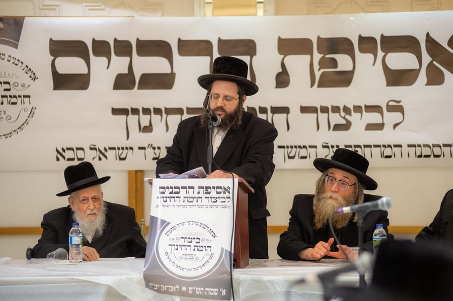 רבנים בלונדון מאיימים: קידום החוקים יוביל להגירת יהודים