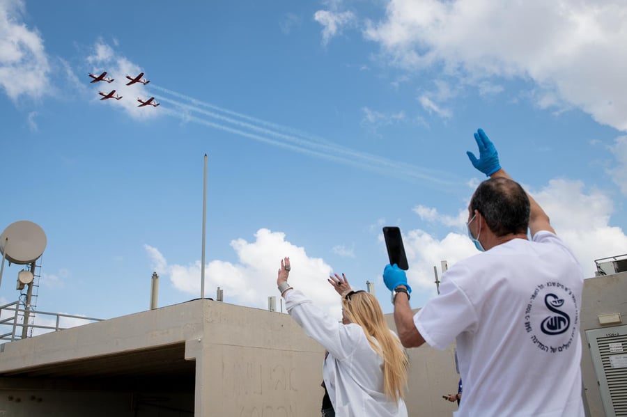 תיעוד: מטס חיל האוויר מעל בתי החולים