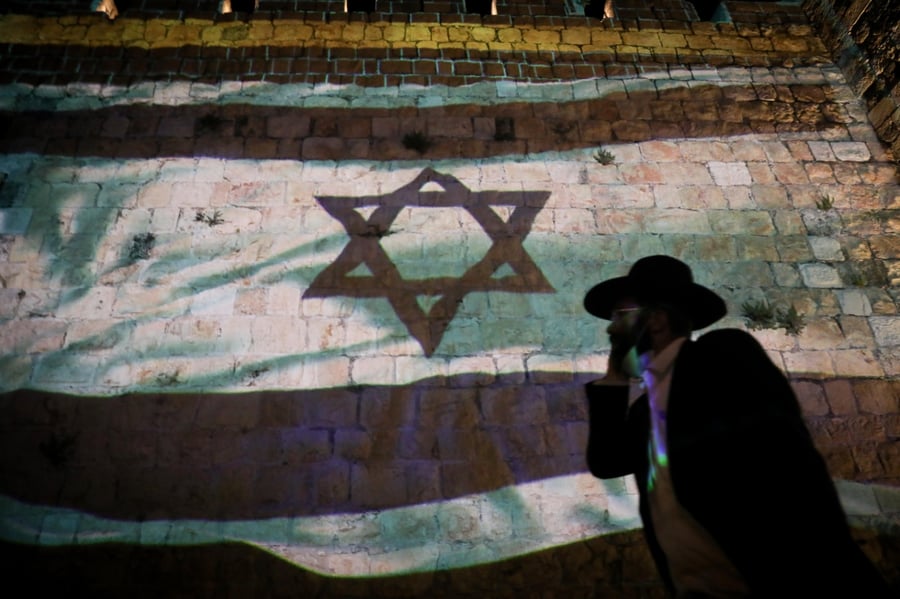 דגל ישראל על חומות העיר העתיקה, אמש