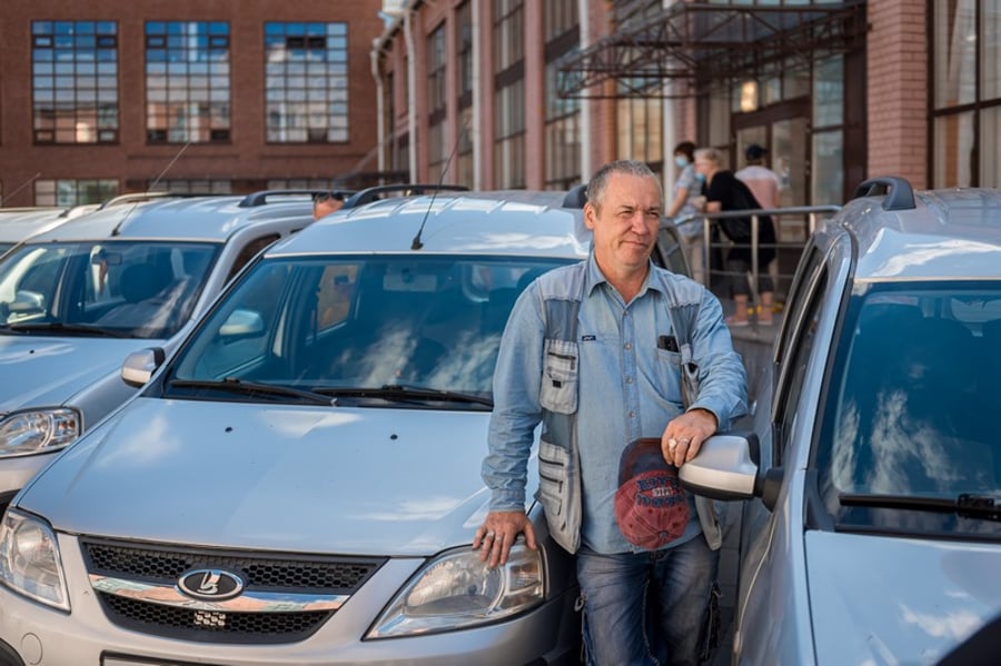 מוסקבה: הושקו רכבים חדשים לחלוקת מזון לנזקקים