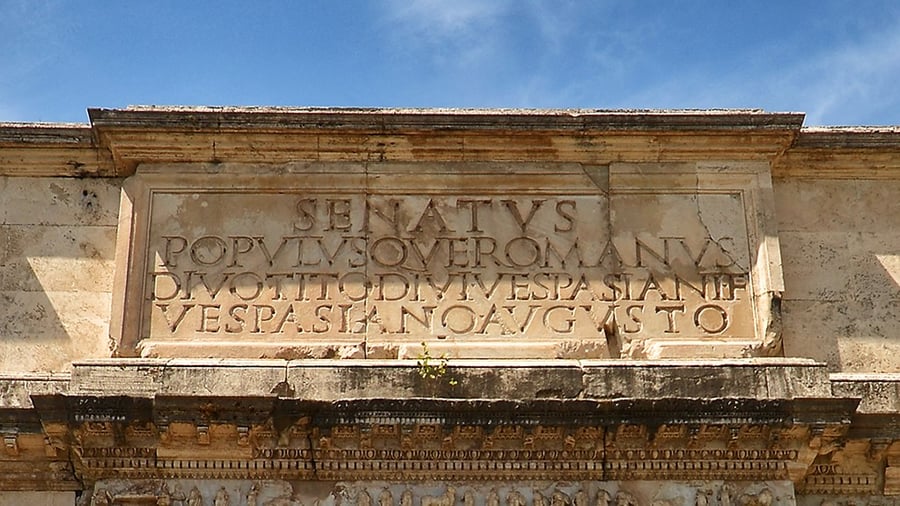 הכתובת בשער טיטוס שמעידה על כך שהכלים הללו, הם מבית המקדש