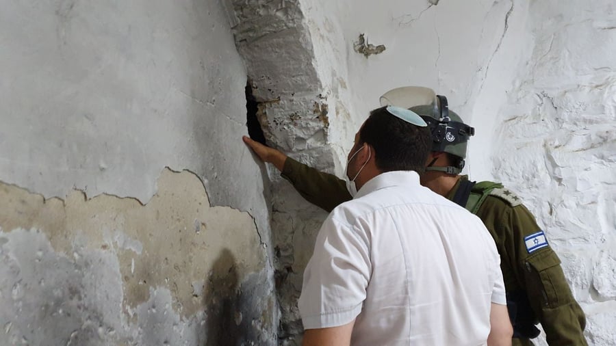 וונדליזם בקבר יוסף: הקירות חוררו ונשברו