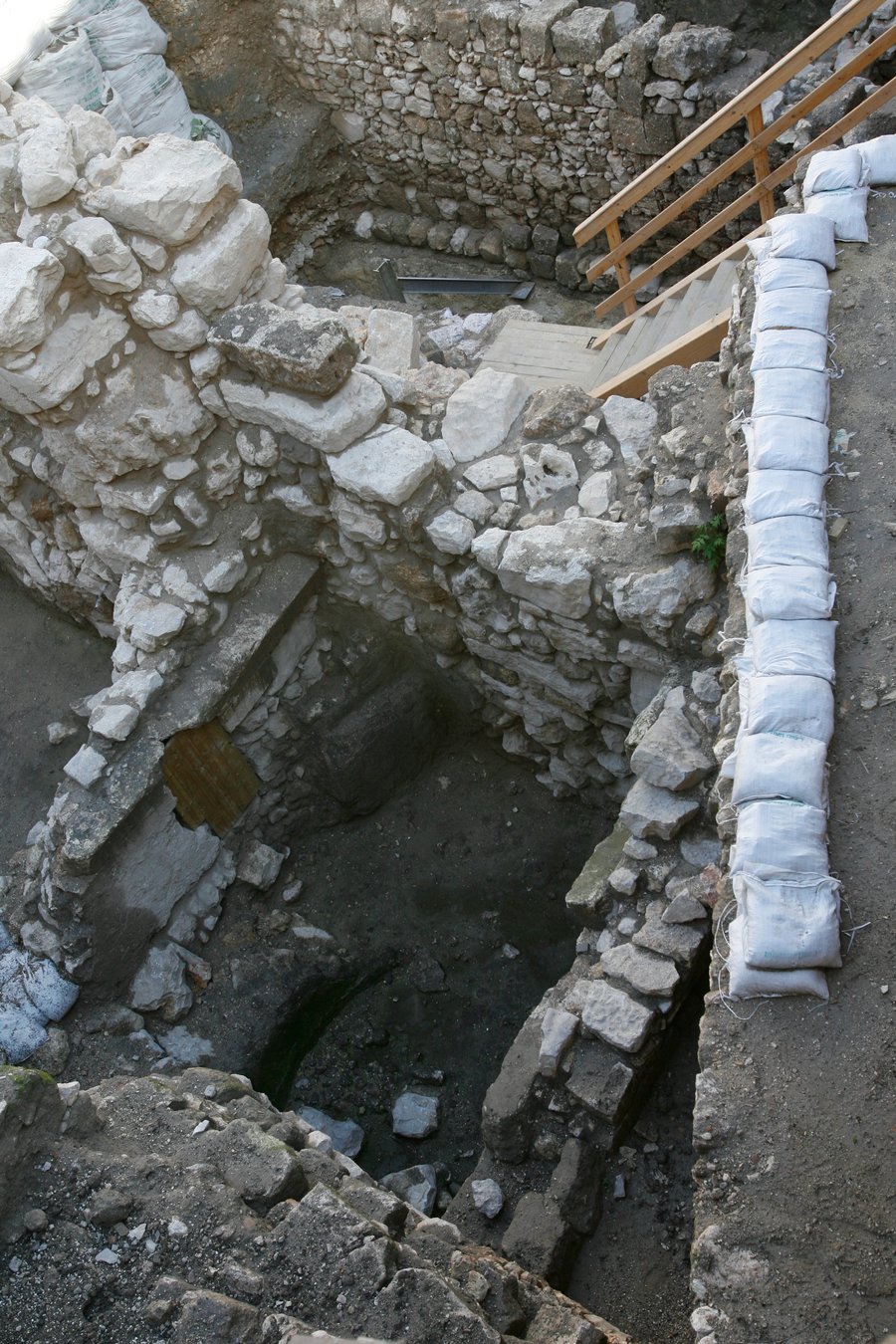 החפירות בעיר דוד