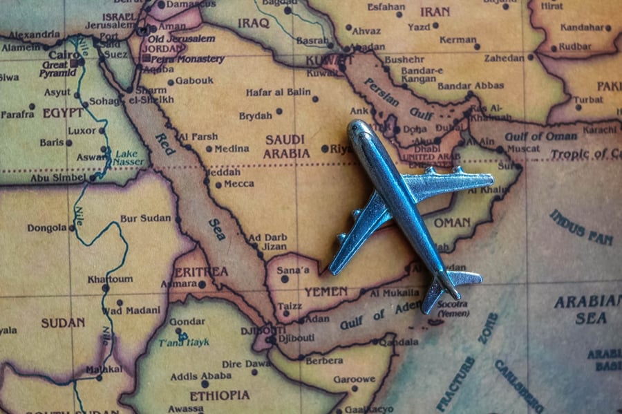 מטוס מעל שטח סעודיה