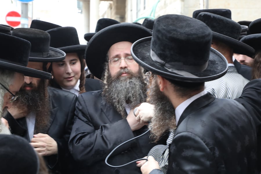 ירושלים ליוותה למנוחות את הרבנית הלברשטאם ע"ה