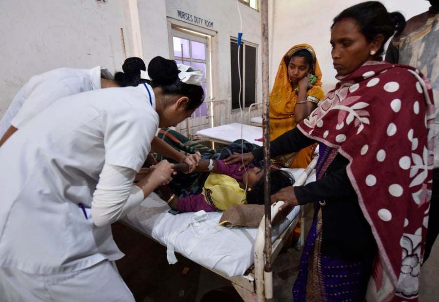 מאות מאושפזים בהודו מ"מחלה מסתורית"