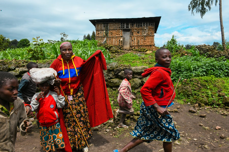 כשהצלם מאיר אלפסי ביקר ברואנדה; כך זה נראה
