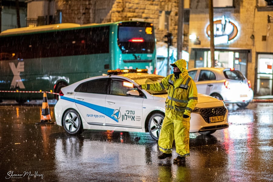 תיעוד מרענן: רחובות ירושלים בגשם הסוער