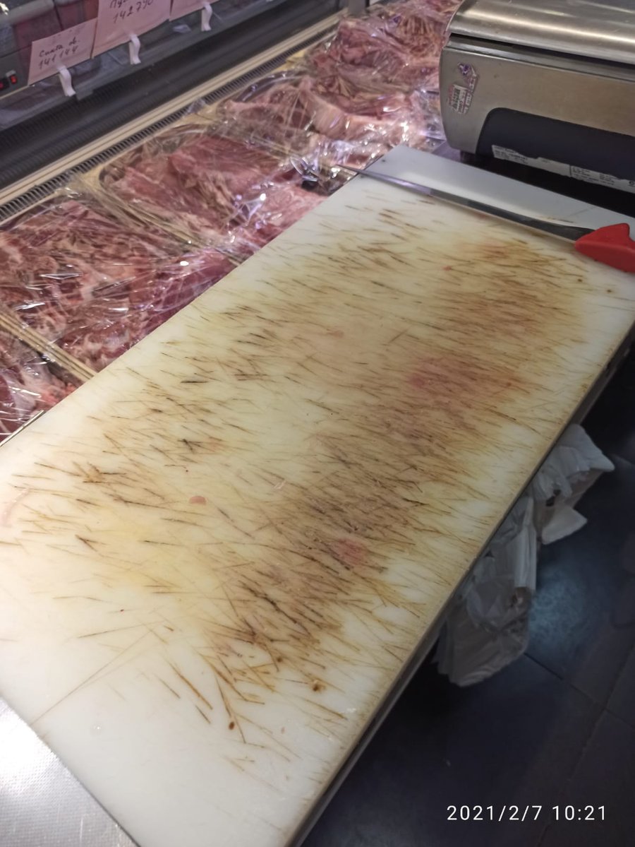 הפקחים השמידו 130 ק"ג של בשר באטליז