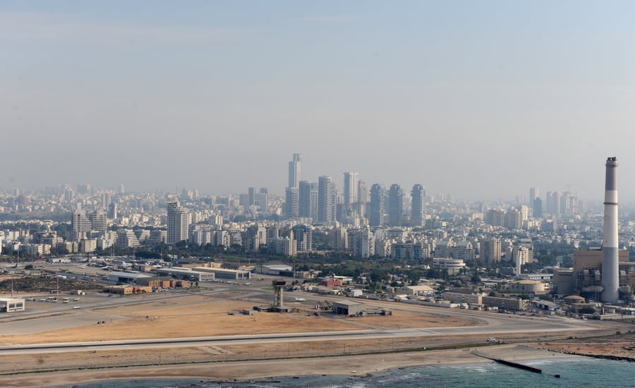 צילום אווירי של העיר חדרה, 2012
