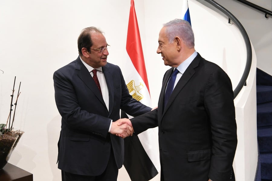 נתניהו נפגש בי-ם עם ראש המודיעין המצרי