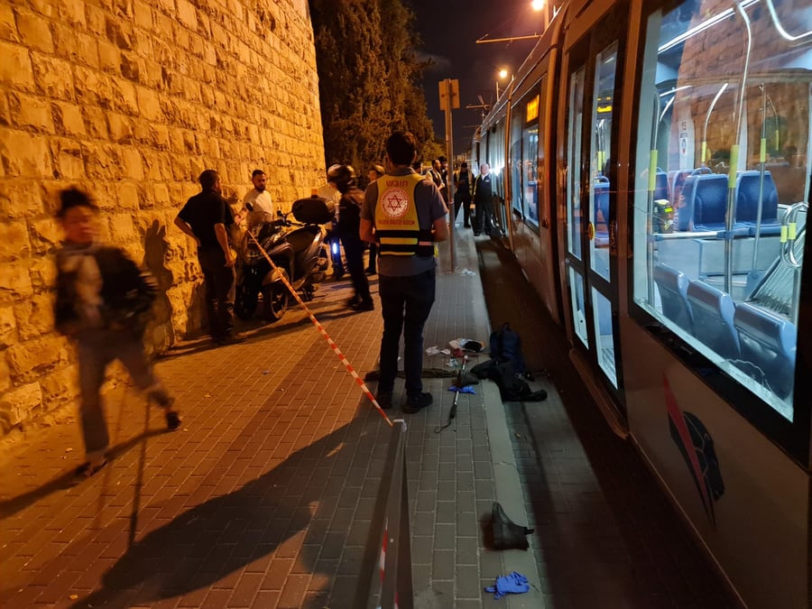 כבד ראייה נפגע בתאונה עם הרכבת הקלה בירושלים