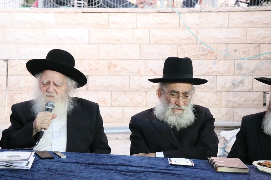 בירושלים, בני ברק ובית שמש: ב'פלג' חגגו מסיבות חומש בראשות הרבנים