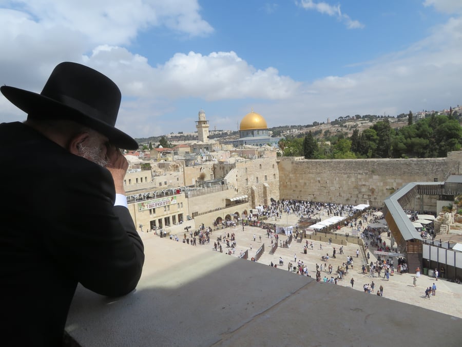 ראש הישיבה הגרב"ד פוברסקי עלה לרגל - לירושלים • תיעוד