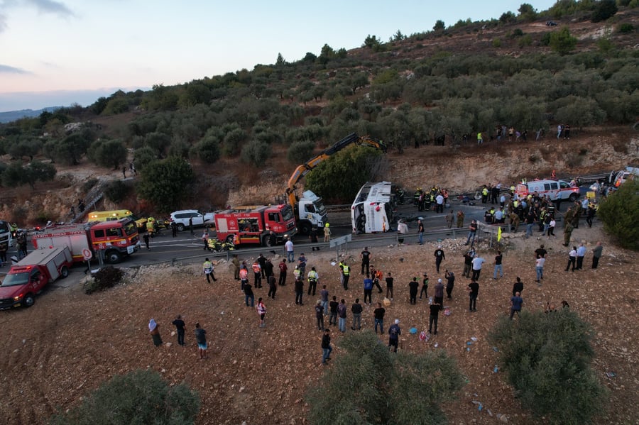 תיעוד התאונה מהרחפן; וניסיון חילוץ הלכוד