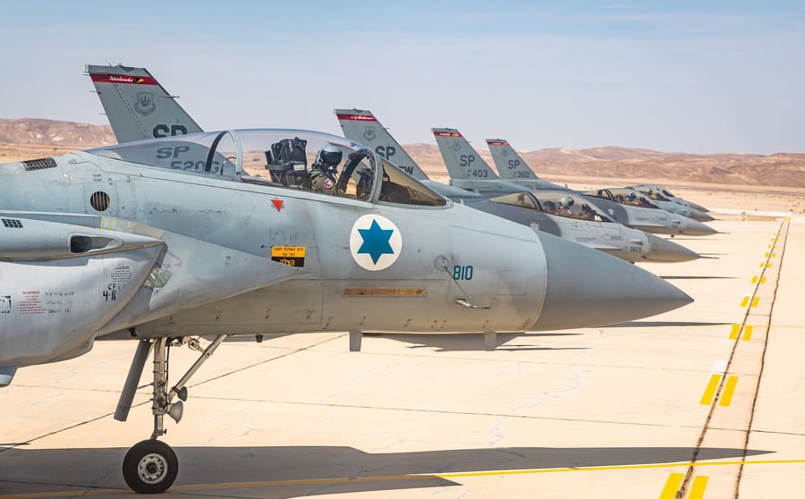 מפקד חיל האוויר של איחוד האמירויות בתרגיל ישראלי; תיעוד מיוחד