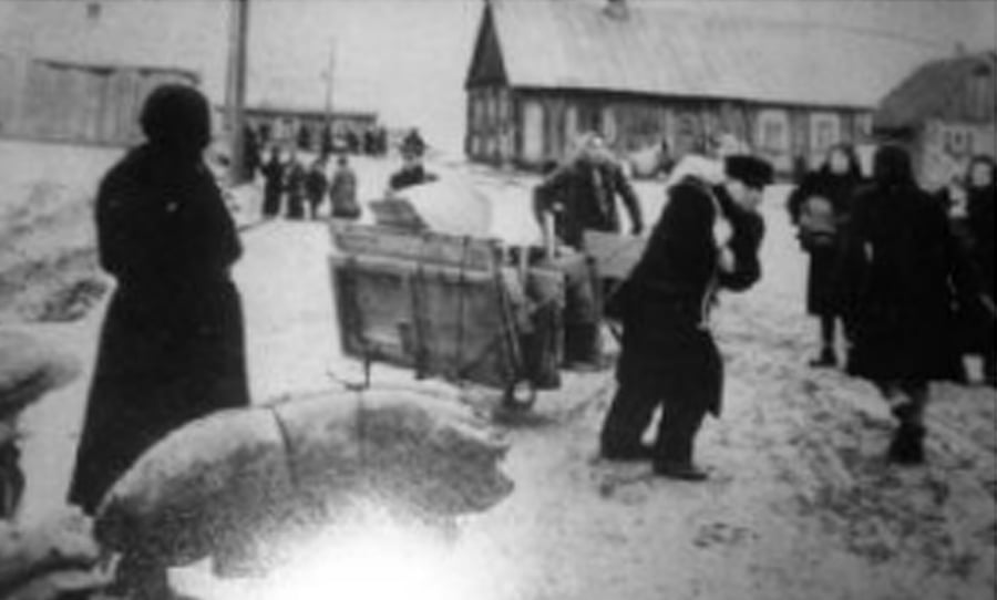 יהודי קובנה עוברים אל הגטו