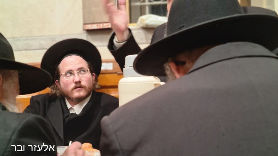 ביום ההילולא: החסידים התוועדו בבית הכנסת המיתולוגי