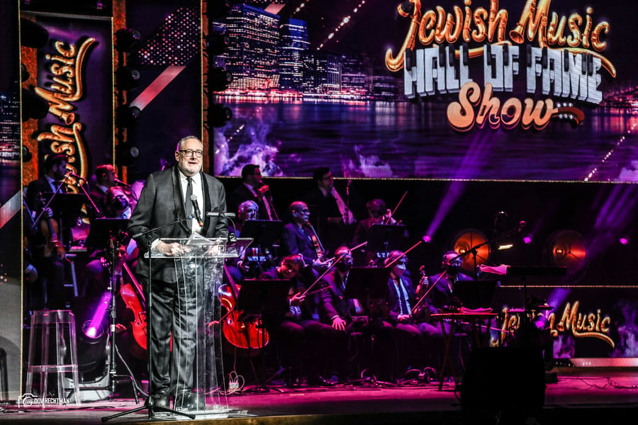 60 שנה למוזיקה היהודית בארצות-הברית • צפו