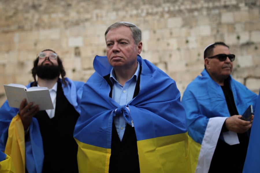 שגריר אוקראינה בישראל ברחבת הכותל, אתמול