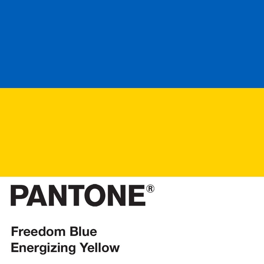 פנטון מתגייסת למען אזרחי אוקראינה: "כחול חופשי, צהוב אנרגטי"