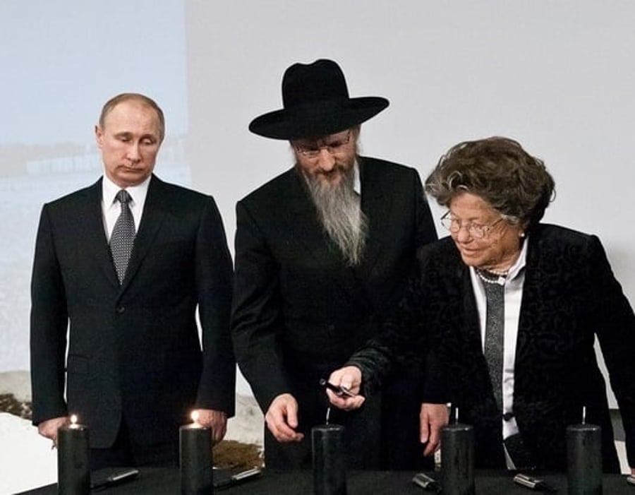 פליישמן לצדו של נשיא רוסיה פוטין ורבה של רוסיה הגר"ס לאזאר