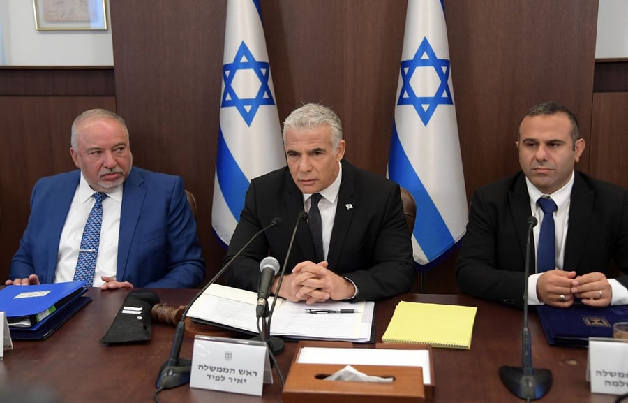 לפיד: "ישראל שומרת לעצמה חופש פעולה מול איראן"