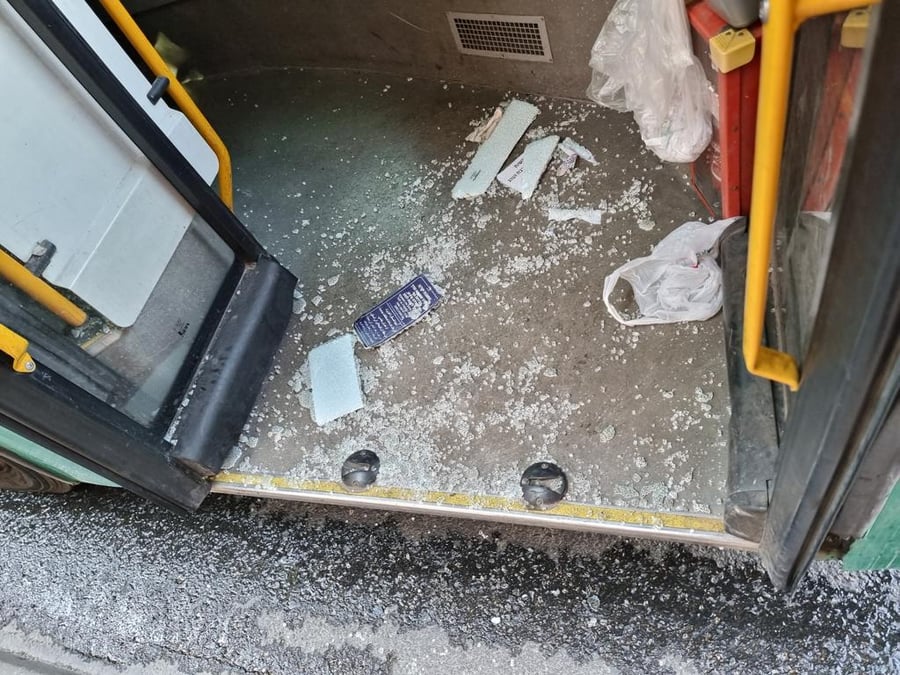 פיגוע בבירה: מחבל דקר נוסע עם מברג - ונורה בידי צלם