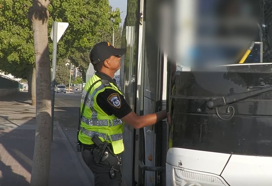 כחמישים רכבי הסעות לא תקינים הורדו מהכביש