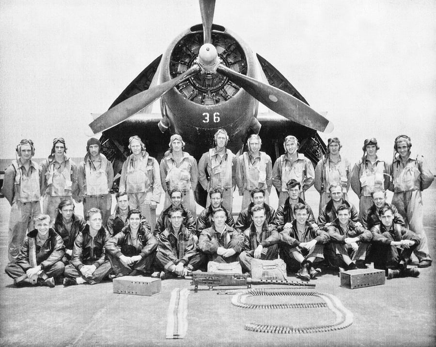 צוות 'טיסה 19' של הצבא האמריקני, שעקבותיה נעלמו במשולש ברמודה שבים האטלנטי. ארה"ב 1945