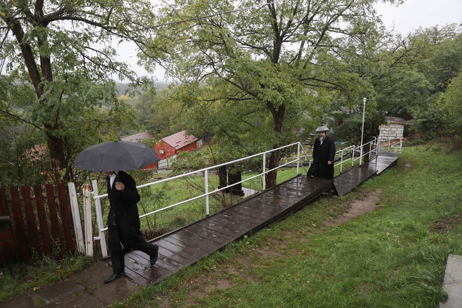 תיעוד מיוחד מאוקראינה: החסידים הגיעו גם לעיר ברסלב