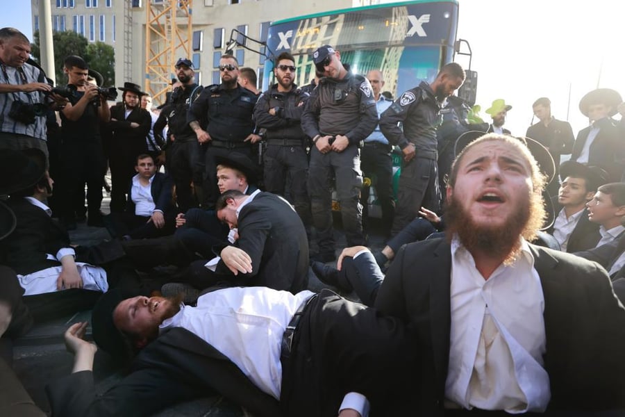 אברך נעצר בדרך לאומן; עשרות מפגינים בירושלים