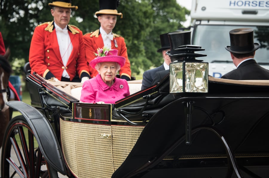 יותר מ-50,000 מכתבי תנחומים נשלחו למשפחת המלכה