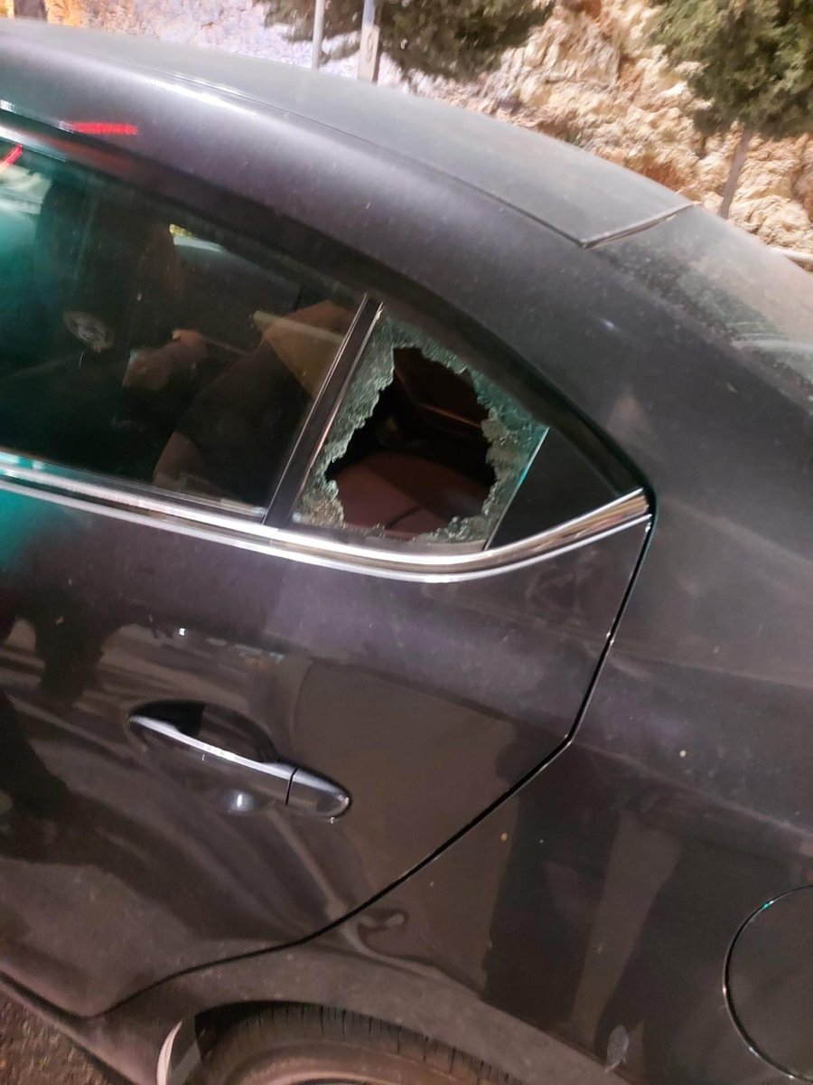 שב"ח פלסטיני ללא רישיון נתפס ברכב שגנב בצפון ירושלים