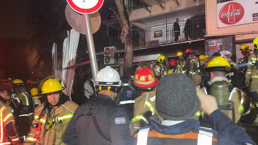 בשכונה החרדית: שריפה פרצה בליל שבת וכילתה את החנות
