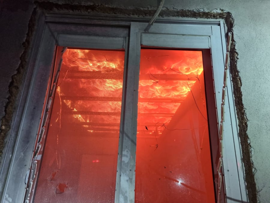 לוחמי האש הוזעקו לסייע בכיבוי האש בחוות קנאביס | תיעוד